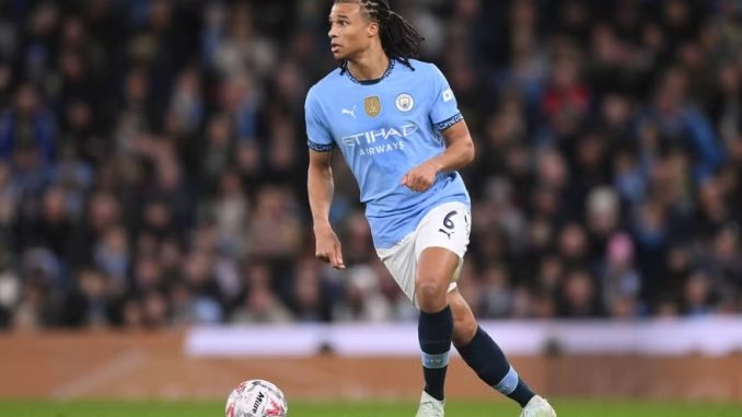 hau-ve-nathan-ake-cua-manchester-city-1