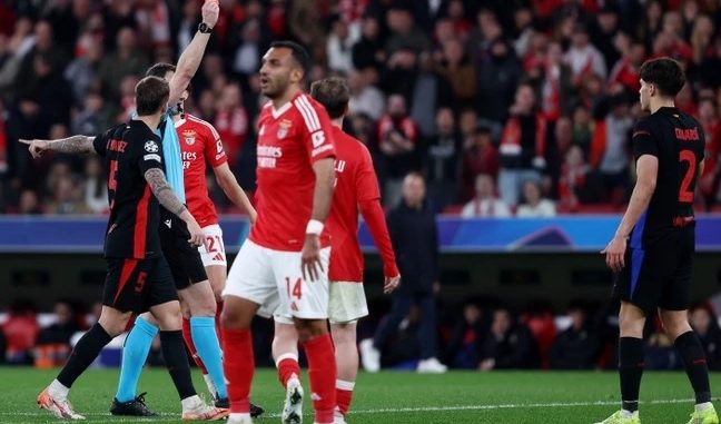 Kết quả bóng đá Champion League Benfica đấu với Bacelona: Raphinha người hùng cứu nguy cho đội khách