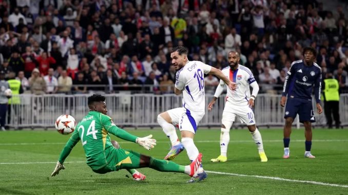 ket-qua-mu-vs-lyon-11-4-lyon-cam-hoa-manchester-united-2-2 Kết quả MU vs Lyon 11/4: Lyon cầm hòa Manchester United 2-2