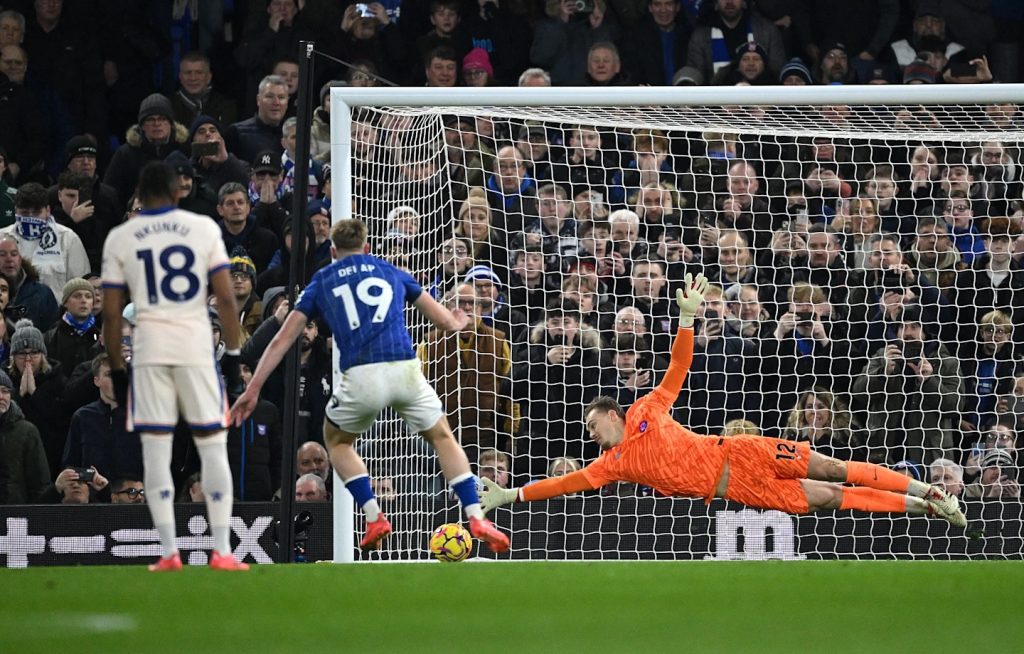 Nhận định Chelsea vs Ipswich Town 20h ngày 13/4: Chelsea sẵn sàng vùi dập Ipswich Town