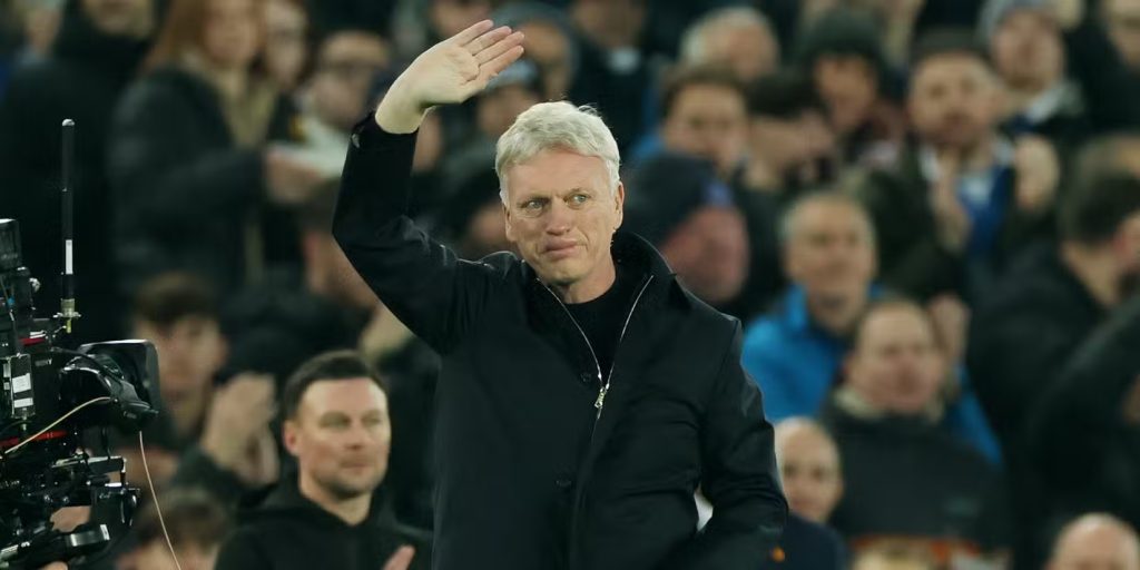 Tin bóng đá hôm nay 24/4: Richard Keys chỉ trích gay gắt việc sa thải David Moyes Tin bóng đá hôm nay 24/4: Richard Keys chỉ trích gay gắt việc sa thải David Moyes