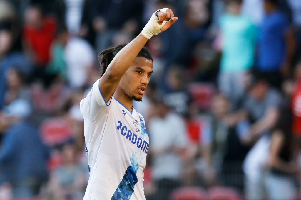 Tin chuyển nhượng Everton 21/4: Everton tăng cường sức mạnh cho hàng phòng ngự bằng Clement Akpra