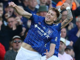 Tin chuyển nhượng hôm nay 15/4: Manchester United và Chelsea cạnh tranh gay gắt giành Liam Delap